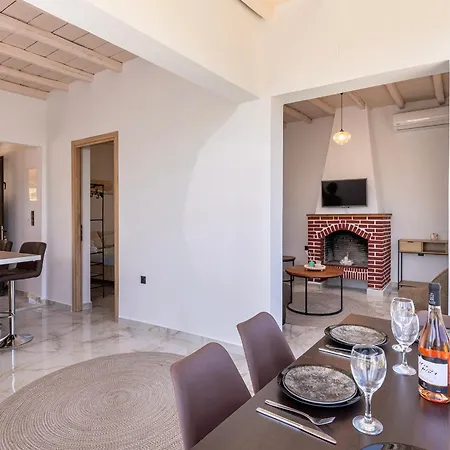 Rena's Gusthouse Chroussa-perdiki Διαμέρισμα