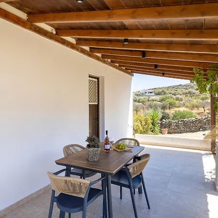 Διαμέρισμα Rena's Gusthouse Chroussa-perdiki *